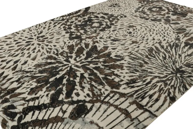 Clearance Pamono Rug in White and Black Abstract Pattern from R&K Principal Jahanshah Nazmiyal