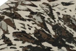 Clearance Pamono Rug in White and Black Abstract Pattern from R&K Principal Jahanshah Nazmiyal