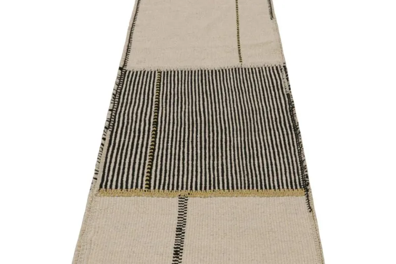 Online Pamono Runner Kilim from R&K Principal Jahanshah Nazmiyal