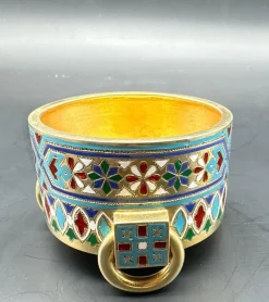 Pamono Russian Salt Cellar in Gilded and Enamelled Silver by Ivan Shlebnikov, 1881><noscript><img width=