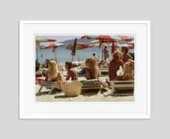 Pamono Saint-tropez Beach Oversize C Print Framed in White by Slim Aarons> Mid-Century