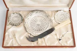 Pamono Salt and Pepper Set and Butter Dish, Set of 3> Salt & Pepper Shakers