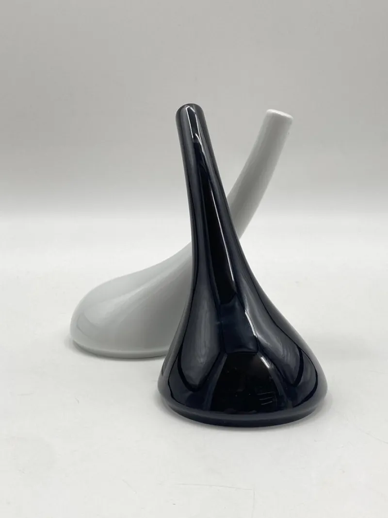 Hot Pamono Salt and Pepper Shaker Calebassa by Ron Arad for Rosenthal, 1990s, Set of 2