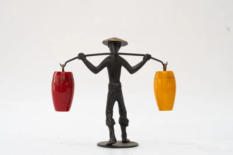 Discount Pamono Salt and Pepper Shaker Holder Chinese Figurine by Richard Rohac, 1950s