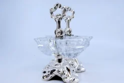 Pamono Salt and Pepper Shakers in Embossed Silver with Cut Glass Containers, Set of 2><noscript><img width=
