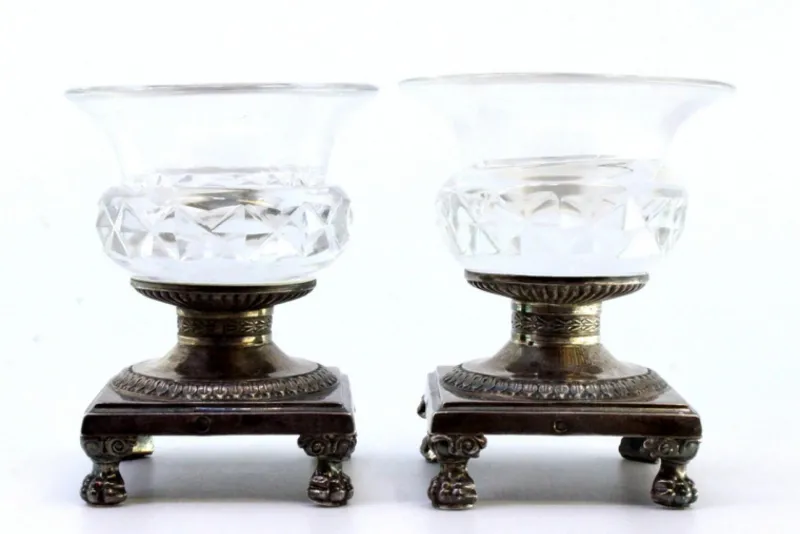 Outlet Pamono Salt and Pepper Shakers in Cut Glass, Set of 2