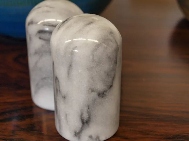Pamono Salt and Pepper Shakers in Carrara Marble, 1970s> Salt & Pepper Shakers