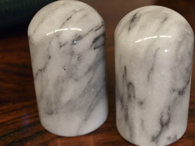 Pamono Salt and Pepper Shakers in Carrara Marble, 1970s> Salt & Pepper Shakers