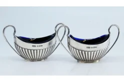 Hot Pamono Salt and Pepper Shakers in Fluted Silver with Blue Glass Cores Interior, Set of 2