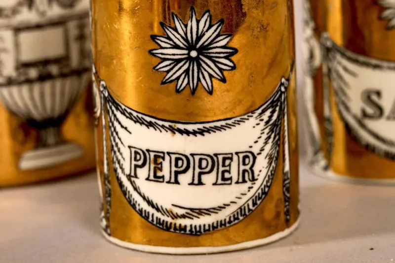 Pamono Salt and Pepper Shakers with Additional Container, 1950, Set of 3> Salt & Pepper Shakers