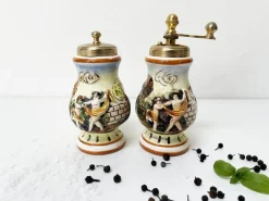 Pamono Salt Shaker and Pepper Mill from Capodimonte, 1960s, Set of 2><noscript><img width=