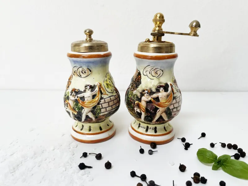 Pamono Salt Shaker and Pepper Mill from Capodimonte, 1960s, Set of 2> Salt & Pepper Shakers