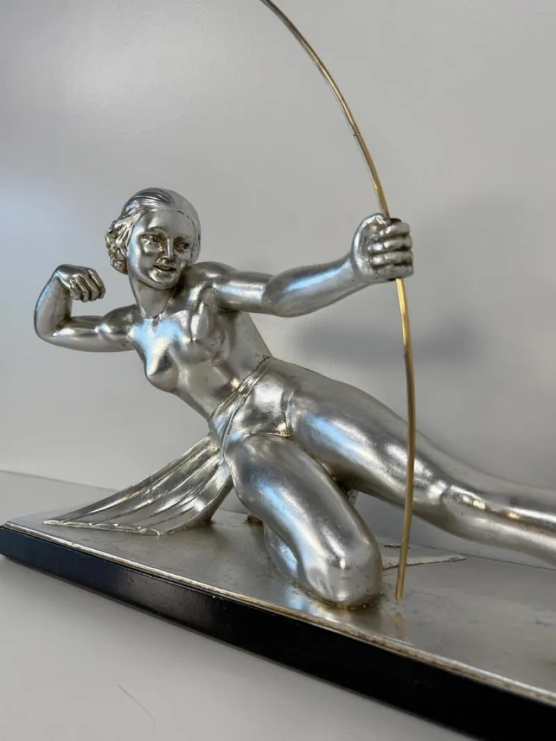 Pamono Salvatore Melani, Art Deco Diana the Huntress Sculpture, Silver Leaf Sculpture, 1930s> Art Deco