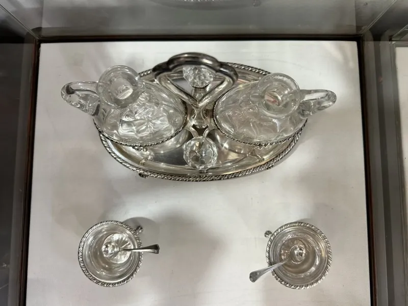 Pamono San Marco Oil Cruet and Salt Shaker in 800 Silver, Set of 2> Salt & Pepper Shakers