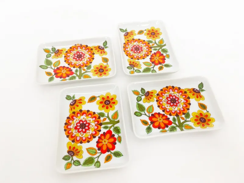 Pamono Santa Catarina Dessert Plates by Schmidt Porcelain, 1970s, Set of 4> Dinner Plates & Bowls