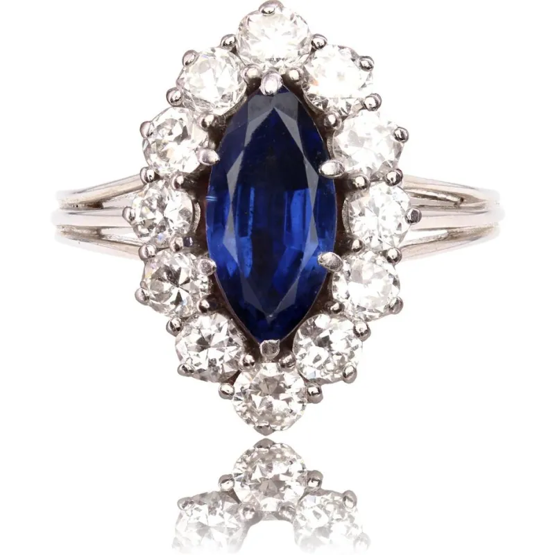 Pamono Sapphire and Diamonds Ring in 18 Karat White Gold, 1970s> Rings