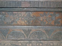 Pamono Sardinian Chest in Chestnut Wood, Mid-19th Century><noscript><img width=
