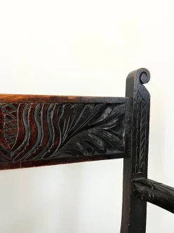 Pamono Savanarola Chair with Hand-Carved Detail and X Frame, Italy, 19th Century> Side Chairs & Dining Chairs