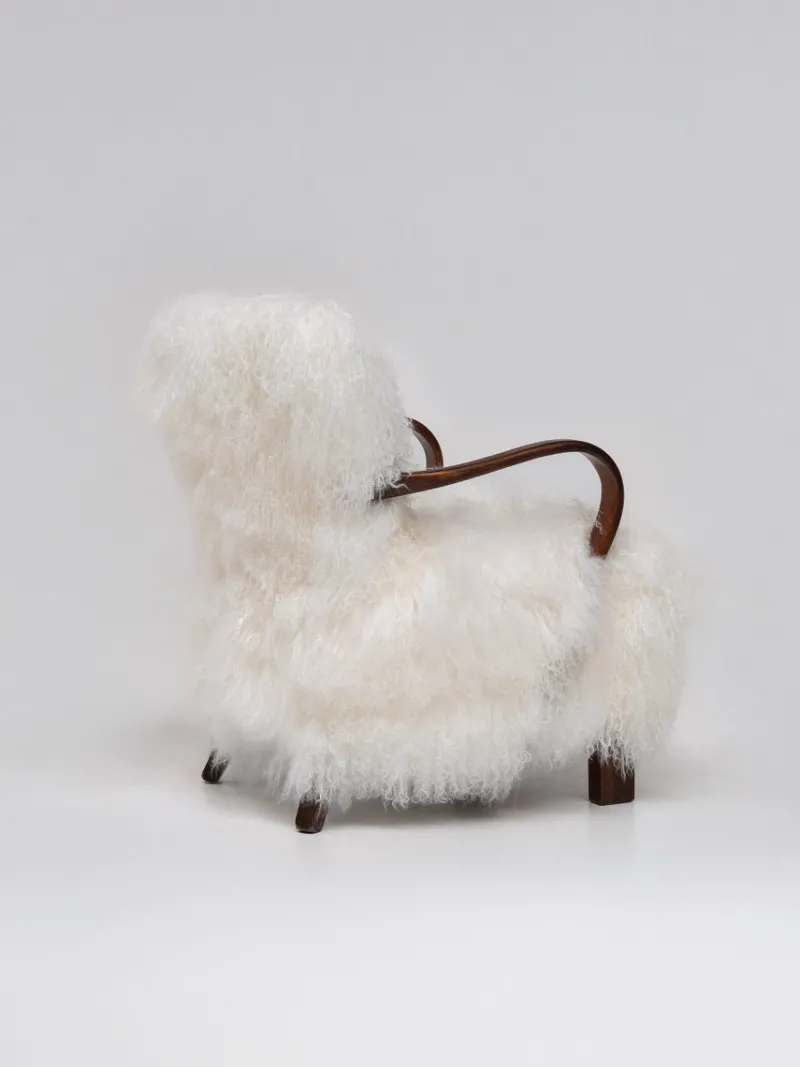 Pamono Scandinavian Art Deco Lounge Chairs in Mongolian Sheepskin, 1950s, Set of 2> Lounge Chairs & Armchairs