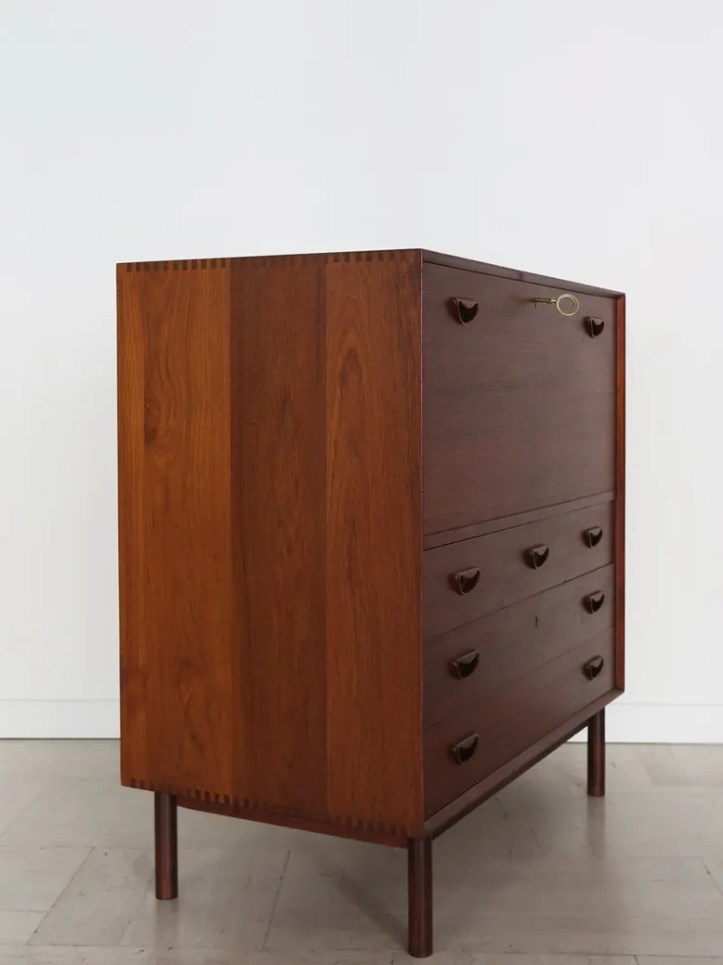 Discount Pamono Scandinavian Bar Cabinet in Teak attributed to Peter Hvidt & Orla Molgaard Nielsen for Søborg Møbelfabrik, 1960s