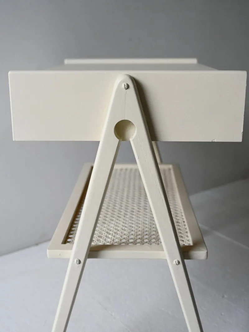 Pamono Scandinavian Bedside Tables with Vienna Straw Shelf, 1960s, Set of 2> Nightstands