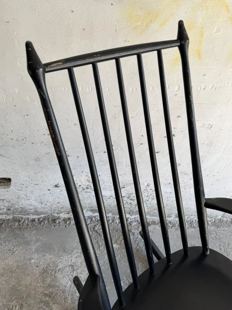 Pamono Scandinavian Black Windsor Style Rocking Chair> Rocking Chairs