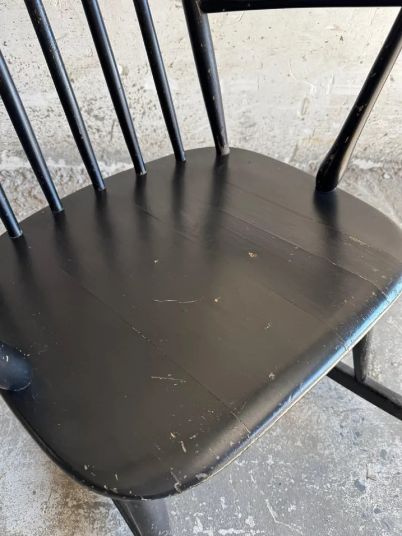 Pamono Scandinavian Black Windsor Style Rocking Chair> Rocking Chairs