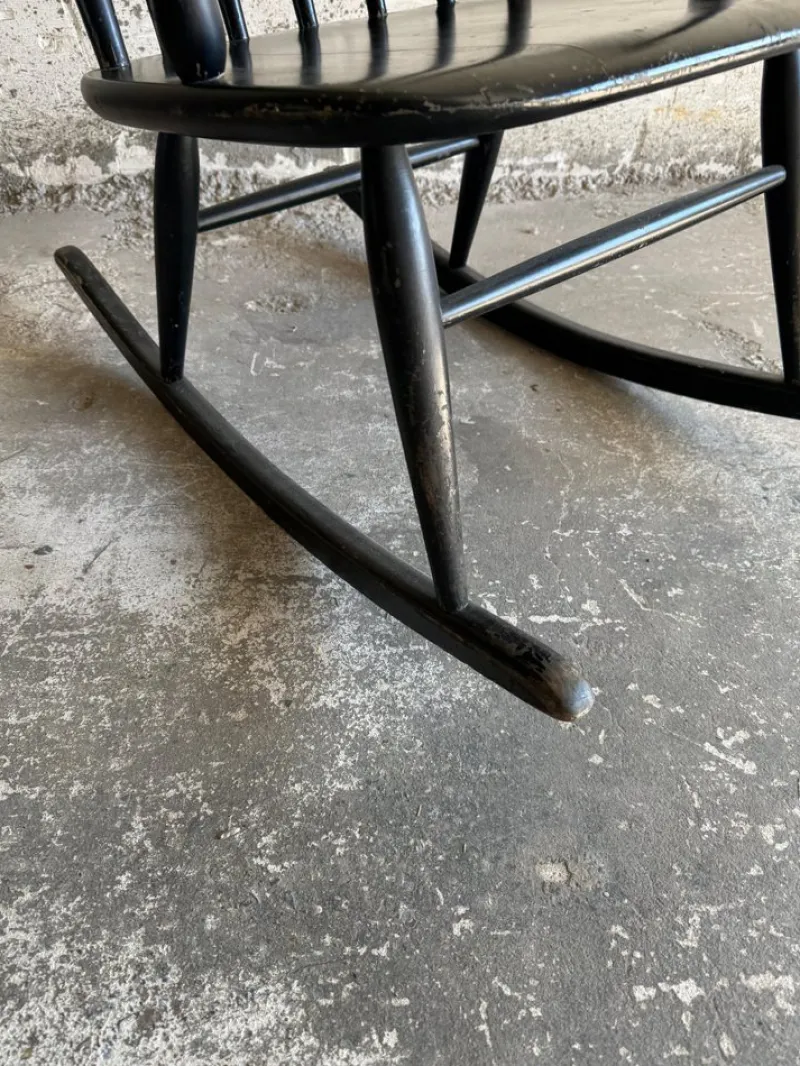 Pamono Scandinavian Black Windsor Style Rocking Chair> Rocking Chairs
