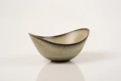 Pamono Scandinavian Modern Stoneware Aro Bowl by Gunnar Nylund for Rörstrand, 1950s><noscript><img width=