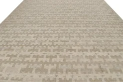 Pamono Scandinavian Rug with Beige-Brown Geometric Pattern from R&K Principal Jahanshah Nazmiyal><noscript><img width=