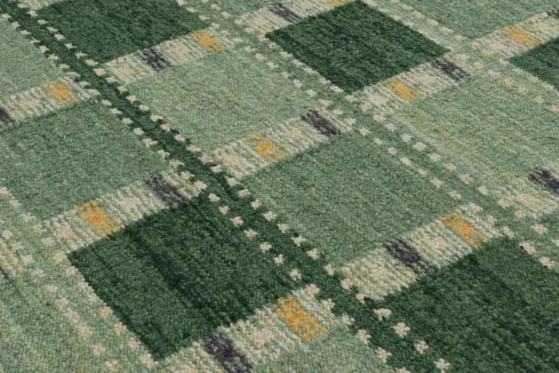 Sale Pamono Scandinavian Style Rug in with Geometric Patterns from R&K Principal Jahanshah Nazmiyal
