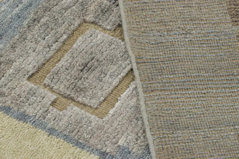 Hot Pamono Scandinavian Style Rug with Geometric Patterns from R&K Principal Jahanshah Nazmiyal