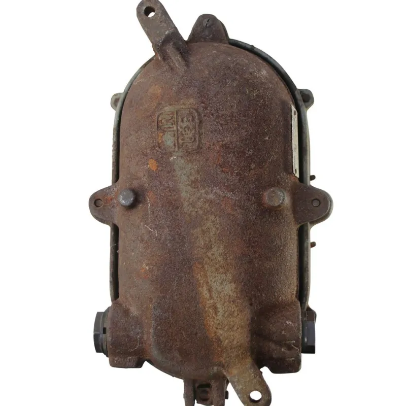 Pamono Sconce in Rust Cast Iron and Clear Glass> Wall Lights & Sconces