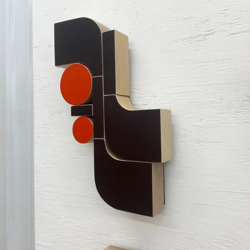 Pamono Scott Troxel, Flow Meter, 2024, Lacquer on Maple> Sculpture