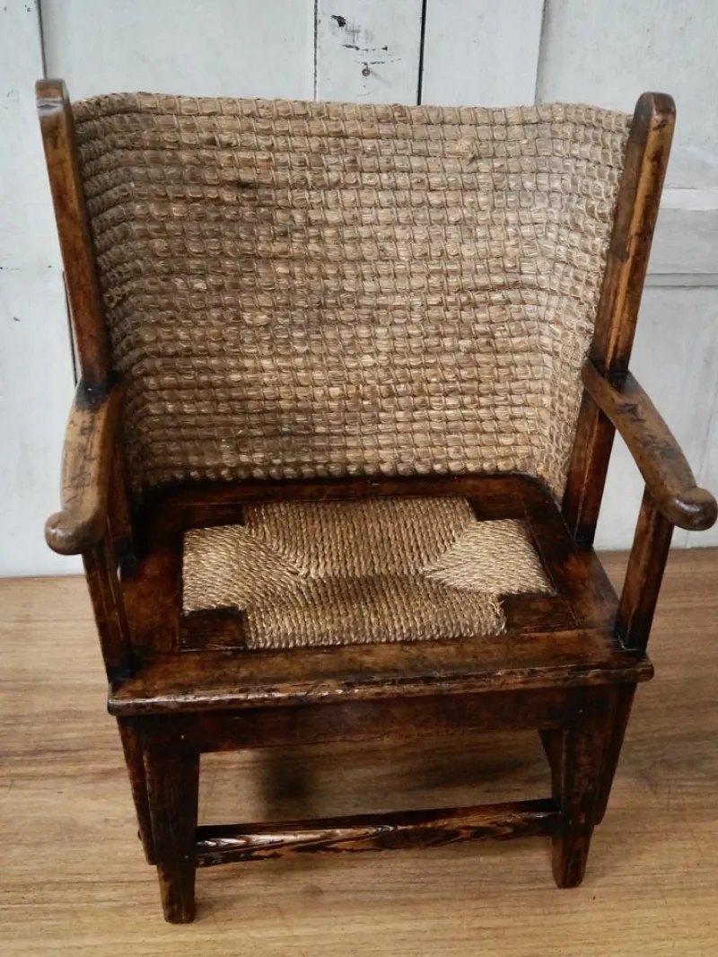 Online Pamono Scottish Childs Orkney Chair, 1880s