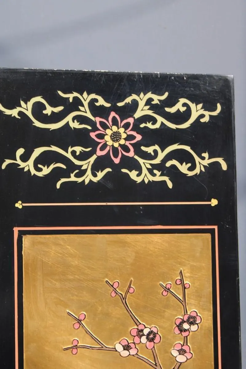 Pamono Screen in Chinese Lacquer with Enamel and Lotus Flower Decorations, 1950s> Room Dividers & Screens