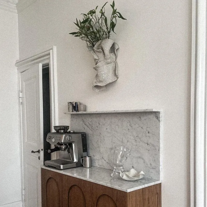 Pamono Sculptural Wall Vase Ii by Alexandra Madirazza> Wall Decor
