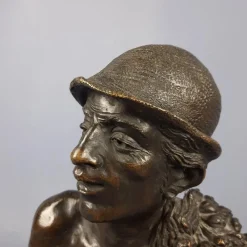 Pamono Sculpture Bust of a Peasant with Bunches of Grapes, Late 1800s, Bronze on a Wooden Base><noscript><img width=