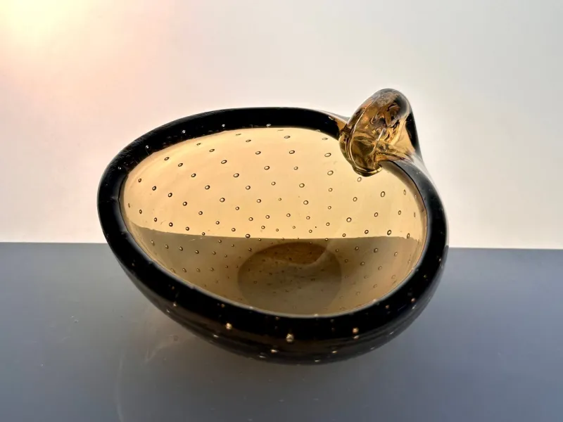 Pamono Seashell-Shaped Bullicante Murano Glass Bowl attributed to Archimede Seguso for Seguso Vetri d'Arte, Italy, 1960s> Bowls