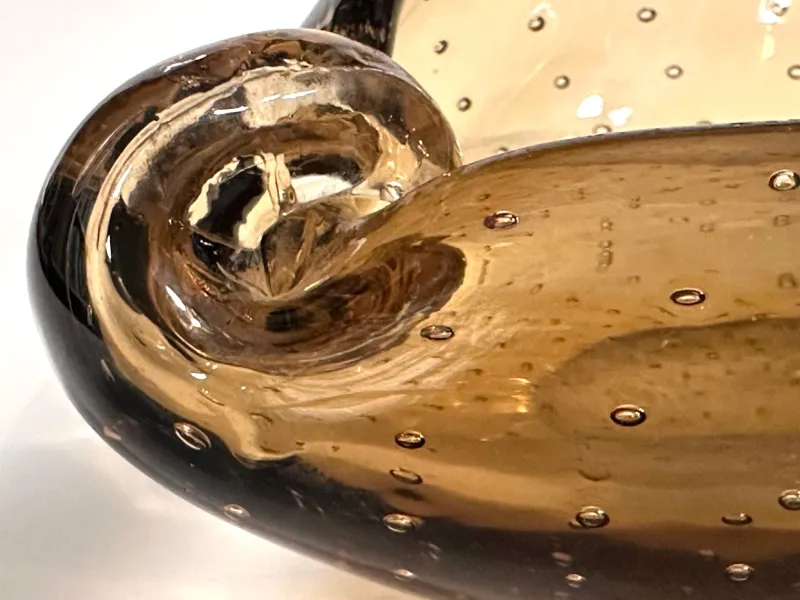 Pamono Seashell-Shaped Bullicante Murano Glass Bowl attributed to Archimede Seguso for Seguso Vetri d'Arte, Italy, 1960s> Bowls