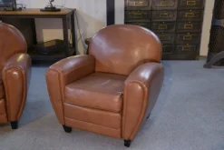 Pamono 2-Seater Sofa and Club Armchairs in Faux Leather, 1980s, Set of 3