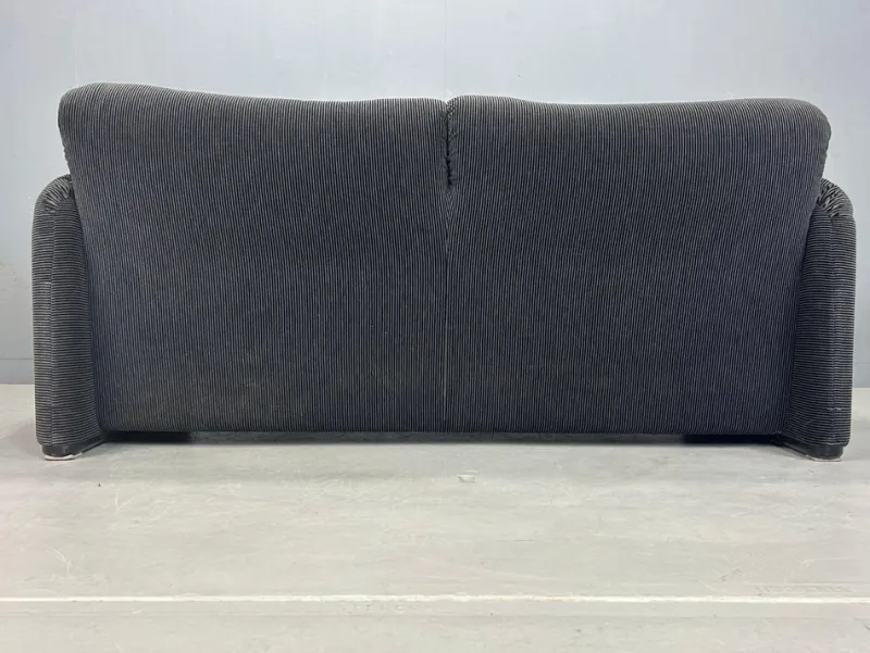 Pamono 2-Seater Sofa and Lounge Chair for Cassina attributed to Vico Magistretti for Cassina, 1970s, Set of 2> Living Room Sets