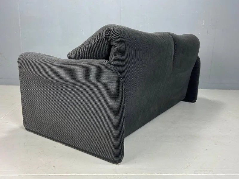 Pamono 2-Seater Sofa and Lounge Chair for Cassina attributed to Vico Magistretti for Cassina, 1970s, Set of 2> Living Room Sets