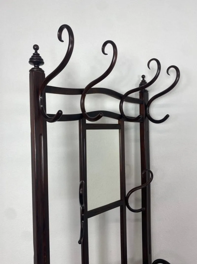 Discount Pamono Secession No. 905 Coat Hanger J&J Kohn, 1890s