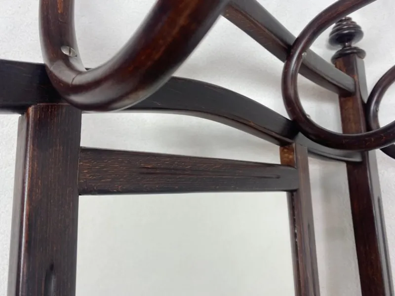 Discount Pamono Secession No. 905 Coat Hanger J&J Kohn, 1890s
