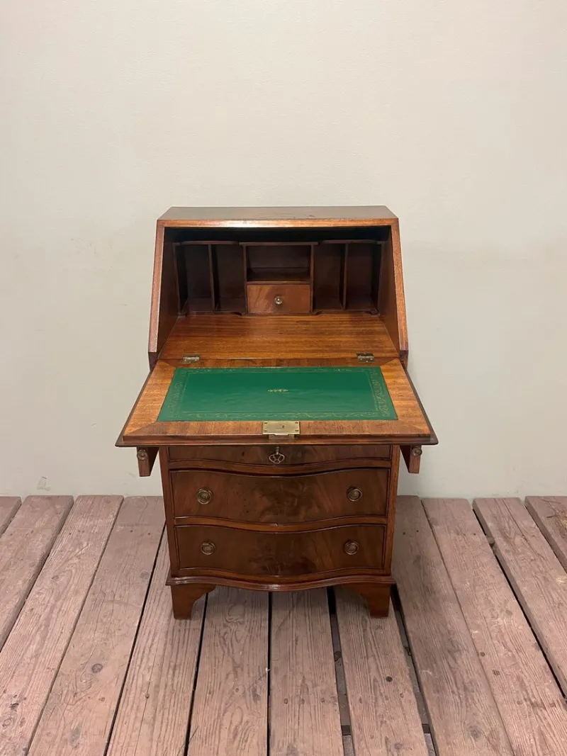 Pamono Secretaire with Drawers from Bevan Funnell Ltd., 1970s> Secretaires