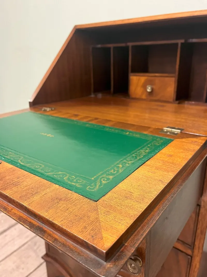 Pamono Secretaire with Drawers from Bevan Funnell Ltd., 1970s> Secretaires