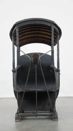 Pamono Sedan Chair Carriage, Late 19th Century><noscript><img width=