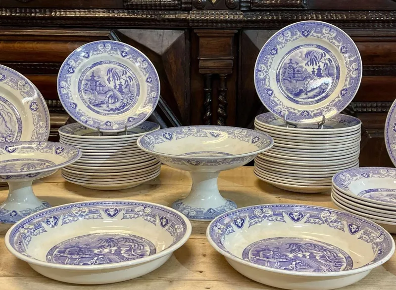 Pamono Service from Yeddo Sarreguemines, Early 20th Century, Set of 67> Dinner Plates & Bowls