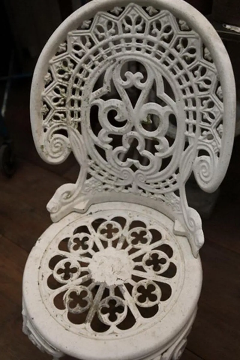 Pamono Set of Cast Aluminium Garden Chairs with Original Paint> Garden Seating